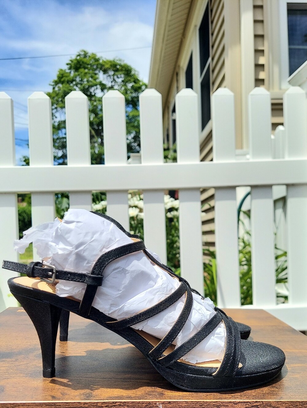 Badgley Mischka Black Strappy Heel Sandals Women Size 8.5 NWT Preppy Bridesmaid